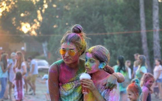 “ColorFest” в Дюковском: краски, улыбки, музыка и пожарные (фото, видео) usionline.com “ColorFest” в Дюковском: краски, улыбки, музыка и пожарные (фото, видео) «фото»
