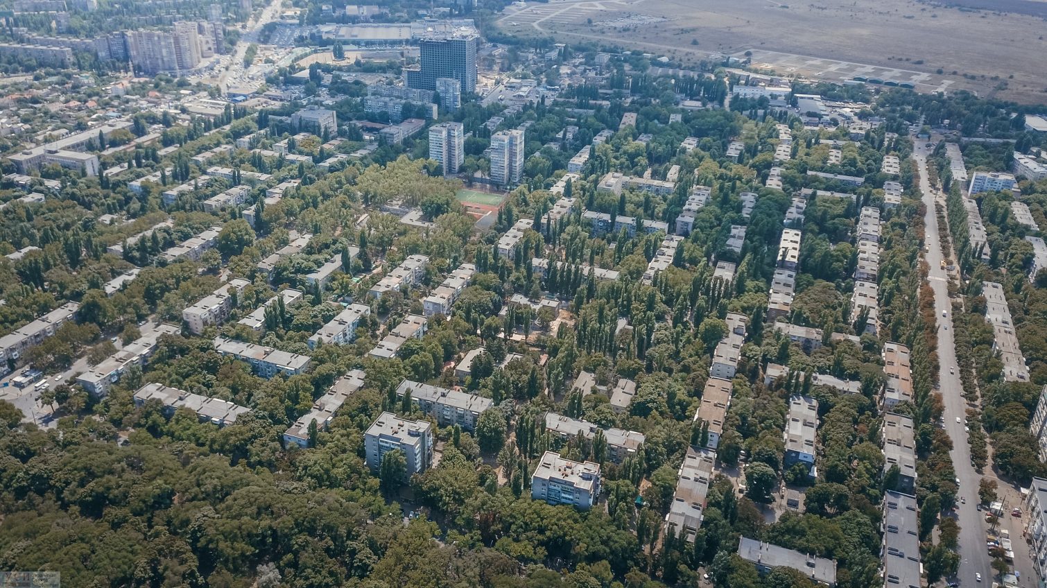 Черемушки – самые масштабные зеленые “легкие” Одессы (аэросъемка) «фото»