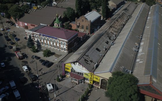 “Как это вообще разрешили построить?”: соцсети о трагедии в отеле “Токио-Стар” usionline.com “Как это вообще разрешили построить?”: соцсети о трагедии в отеле “Токио-Стар” «фото»