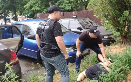 В Одессе задержаны вымогатели, “работавшие” в интересах “вора в законе” «фото»