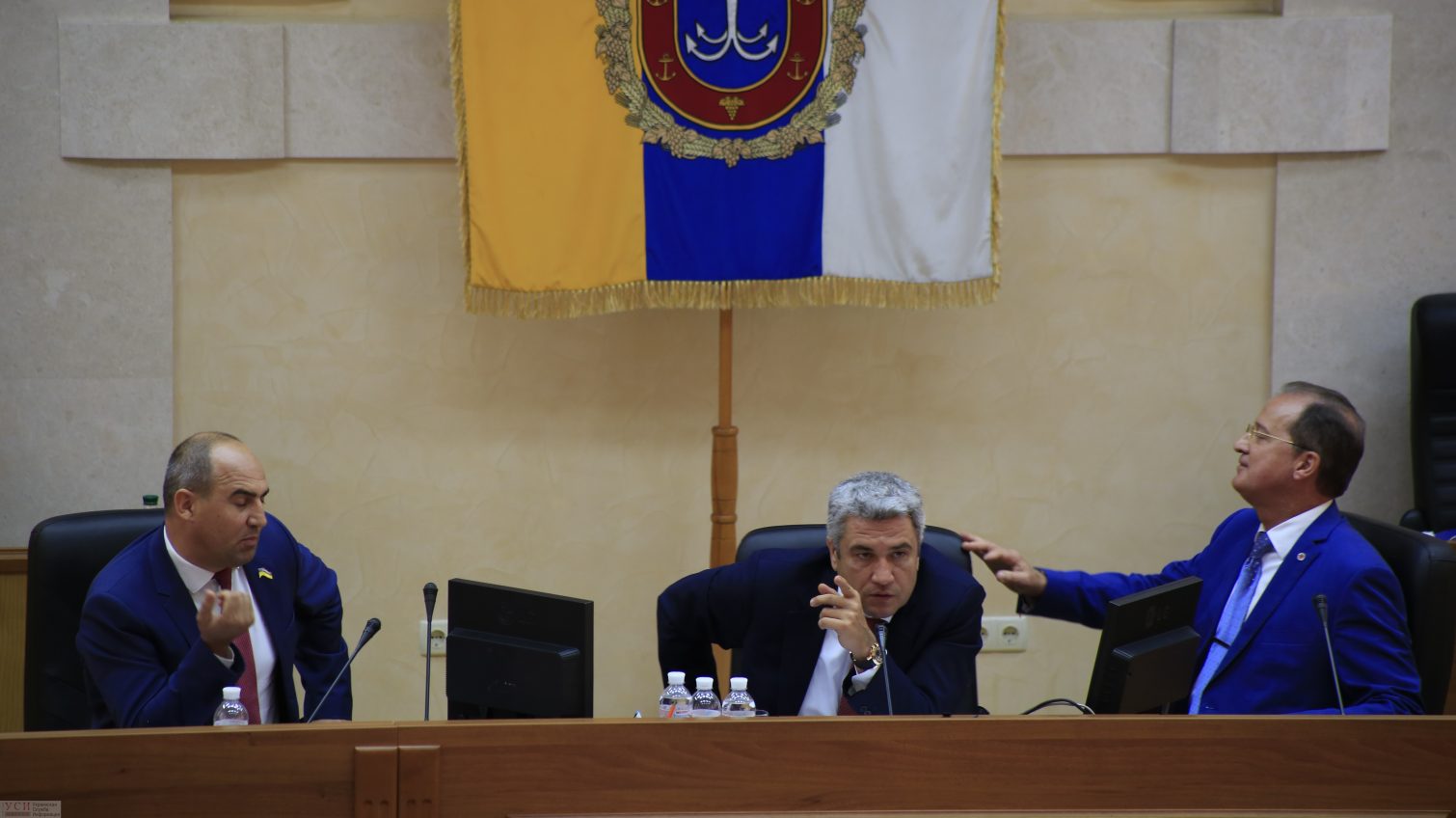 Глава Одесского облсовета Анатолий Урбанский отозвал свое заявление об увольнении «фото»