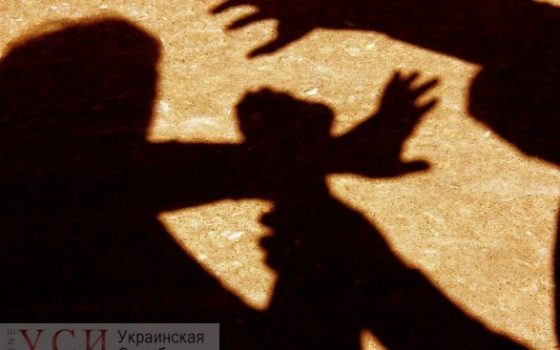 На пляже в Одессе неизвестные напали на бразильца, сломали ему ребра и украли 39 тысяч долларов «фото»