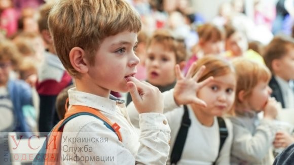 Более 3,5 тысяч дошкольников ожидают своей очереди в садик в новом учебном году – Буйневич «фото»