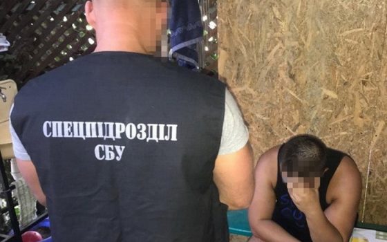 Чиновник пытался “заработать” на оздоровительном отдыхе детей на базе в Одесской области (фото) «фото»