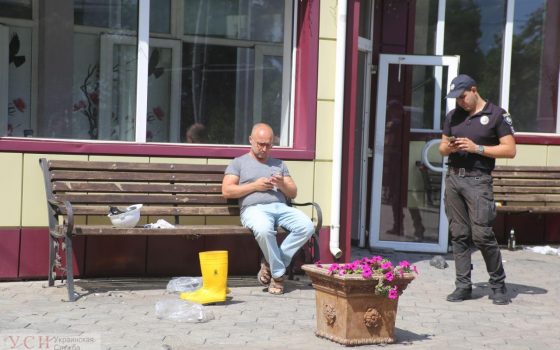 Источник: 7 августа Черный не пустил пожарных в отель Токио-Стар «фото»