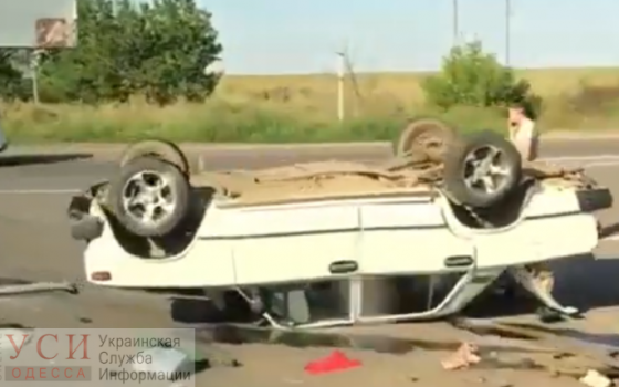 В районе Староказачьего перевернулась машина (видео) «фото»