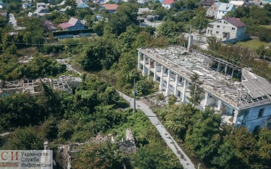 Землю под зданием бывшего санатория Иванова отдают фирме с сомнительной историей (фото) usionline.com Землю под зданием бывшего санатория Иванова отдают фирме с сомнительной историей (фото) «фото»