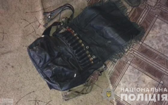 За смертельный выстрел в подростка под Одессой может ответить дед 12-летнего стрелявшего usionline.com За смертельный выстрел в подростка под Одессой может ответить дед 12-летнего стрелявшего «фото»