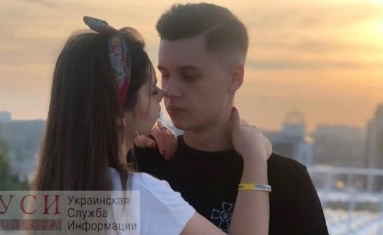 Освобожденный из плена моряк Андрей Эйдер сделал предложение своей девушке «фото»
