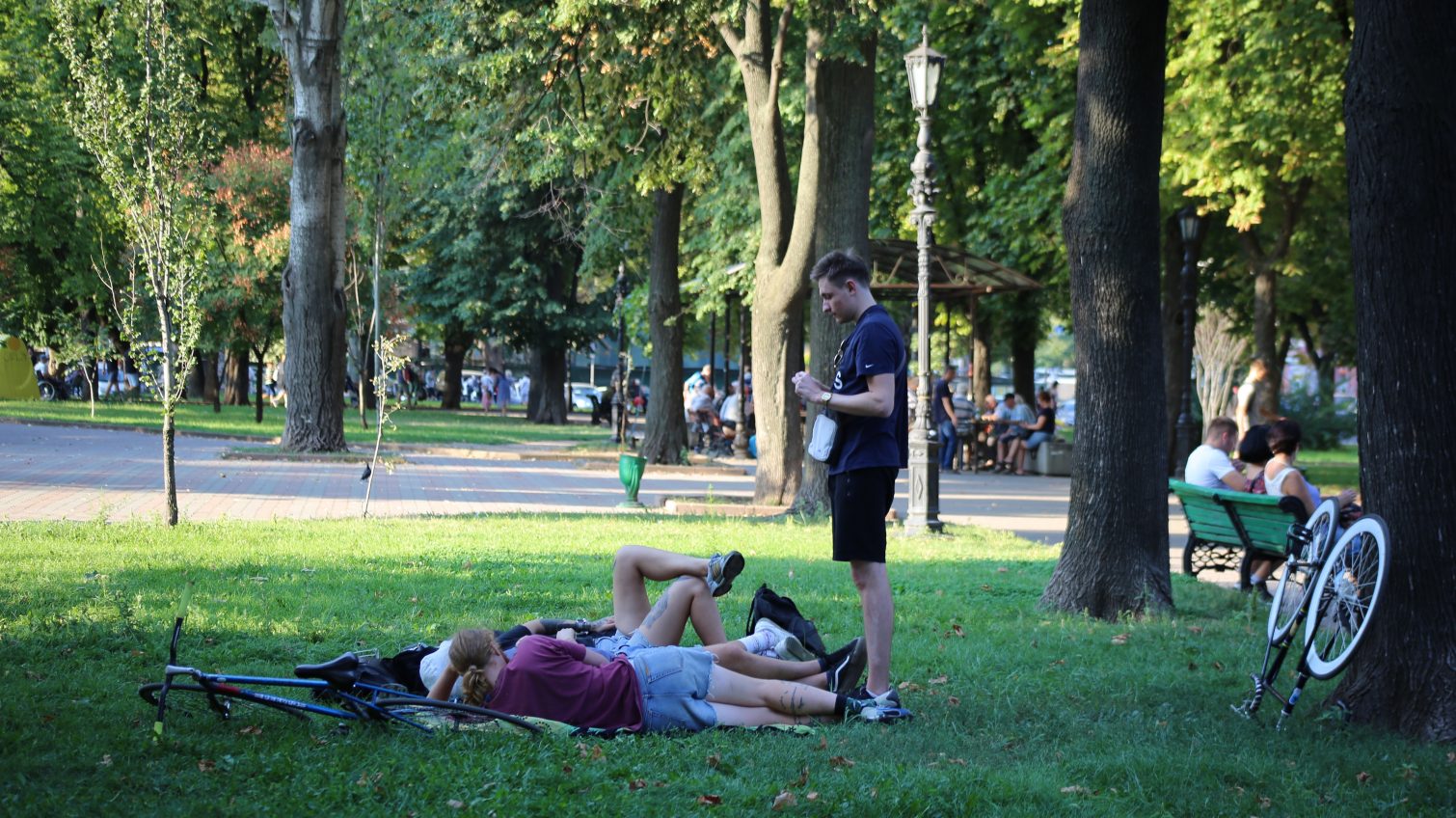 Променад одесситов в первый день осени (фото) usionline.com Променад одесситов в первый день осени (фото) «фото»