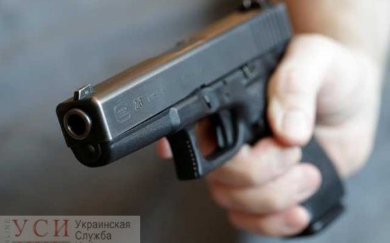 Возле кафе в Затоке неизвестный устроил стрельбу: есть погибший usionline.com Возле кафе в Затоке неизвестный устроил стрельбу: есть погибший «фото»