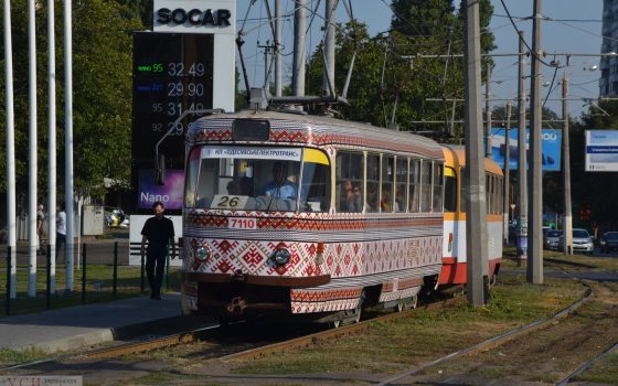 В Одессе на маршруты снова вышли спаренные трамваи (фото) «фото»