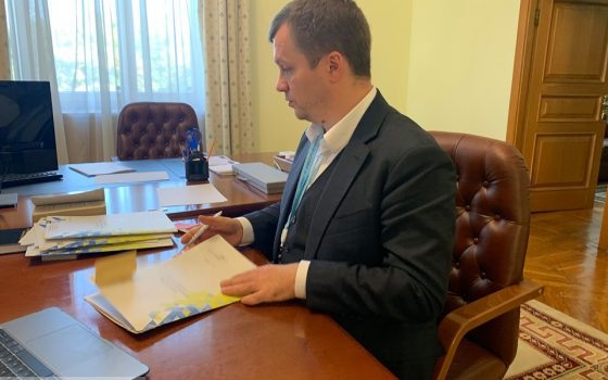 Министр экономики возобновил процесс приватизации Одесского припортового завода usionline.com Министр экономики возобновил процесс приватизации Одесского припортового завода «фото»
