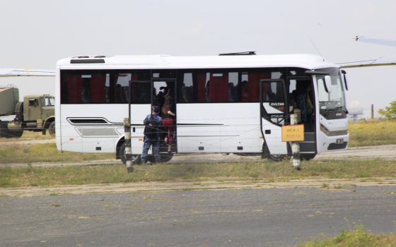 Как встречали моряков на базе ВМС в Одессе (видео) «фото»