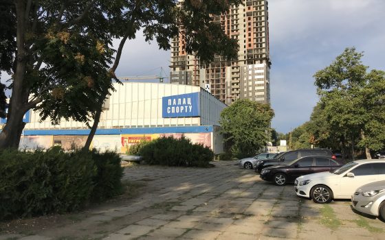 В облсовете со второго раза дали старт строительству паркинга у Дворца спорта «фото»