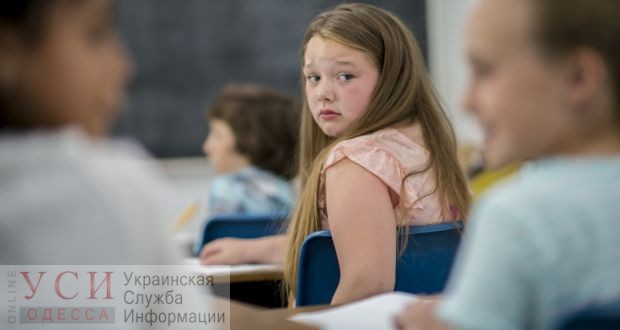 Из школы в интернат: одесская Служба по делам детей забрала ребенка прямо с урока «фото»