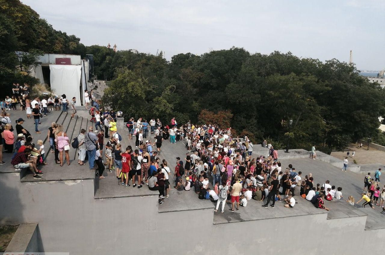 Вверх по Потемкинской: одесситы устроили массовый забег от улицы Приморской до памятника Дюку (фото) «фото»