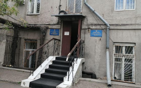 После отравления в школе на Бугаевке за помощью в инфекционку обратилось почти полсотни детей «фото»