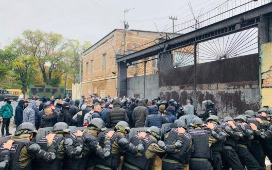 Бунт в колонии, заложники и задержание сообщников: в Одессе проходят масштабные антитеррористические учения (фото, видео) «фото»