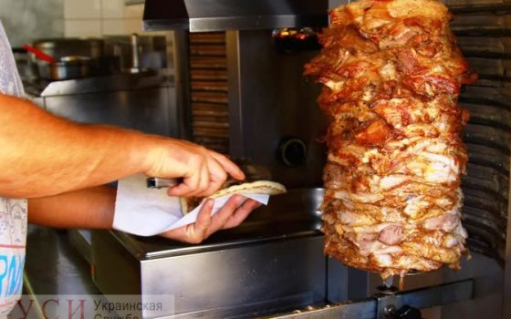 В Одессе проверят МАФы с шаурмой: горсовет создает специальную комиссию ближе к концу сезона «фото»