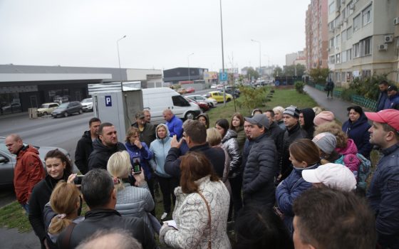 Одесситы вышли на протест против платной парковки (фото) «фото»