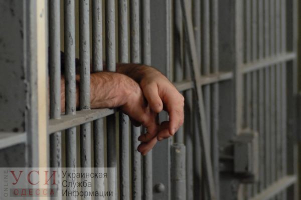 Под Одессой мужчина сядет в тюрьму за то, что издевался и грабил своих родителей «фото»