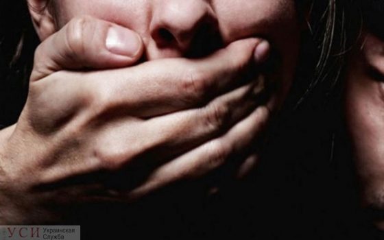 В Одессе две школьницы заявили, что их изнасиловали десятеро мужчин usionline.com В Одессе две школьницы заявили, что их изнасиловали десятеро мужчин «фото»