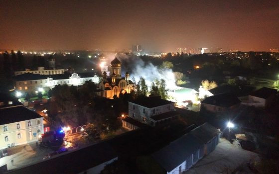 В Одессе загорелся Иверский монастырь (фото) ОБНОВЛЕНО «фото»