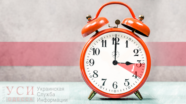 Одесситам на заметку: в Украине готовятся перевести время на час назад «фото»
