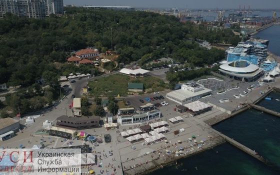 Мэрия передает в аренду домик на Ланжероне под кафе и площадку для общепита: скорее всего под новую набережную «фото»