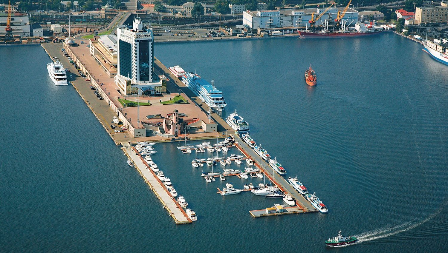 АМПУ объявила конкурс на должность начальника Одесского порта «фото»