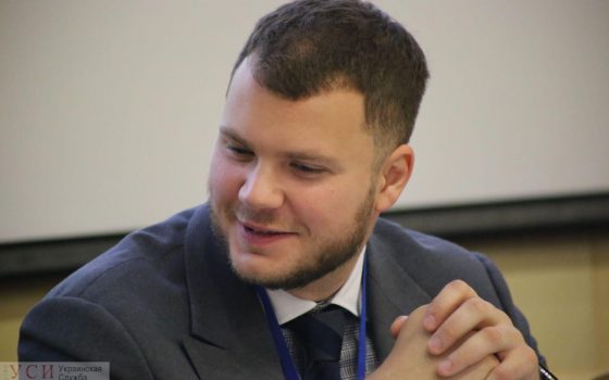 В Украине дороги могут отремонтировать за счет легализации марихуаны и казино – министр инфраструктуры usionline.com В Украине дороги могут отремонтировать за счет легализации марихуаны и казино – министр инфраструктуры «фото»