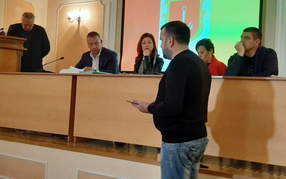 В мэрии презентовали, как будут штрафовать водителей, и обещают купить эвакуаторы (видео) «фото»