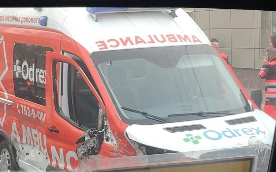 Карета “скорой” попала в ДТП на Николаевской дороге (фото) «фото»