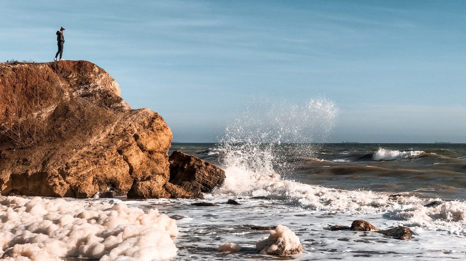 Штормовая Фонтанка: осеннее море в объективе фотокора УСИ (фоторепортаж) «фото»