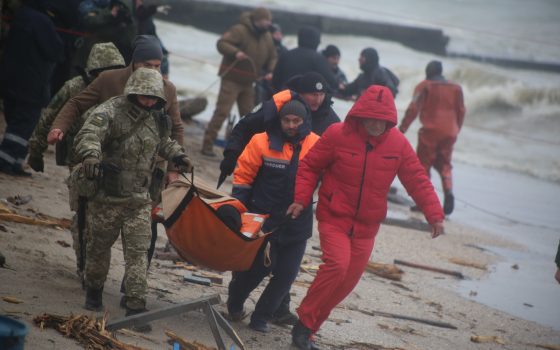 “Его состояние удовлетворительное”: капитана судна Delfi выписали из больницы (фото) «фото»