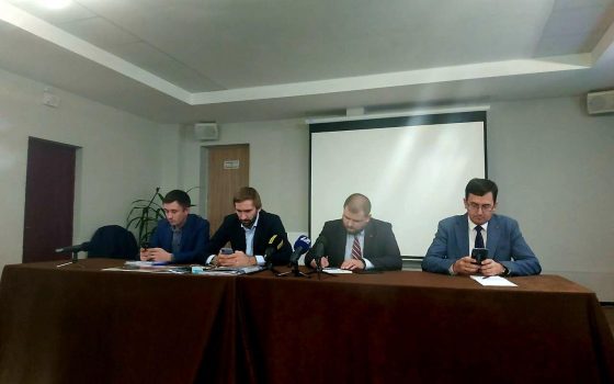 Застройщики скандального ЖК в Аркадии проводят встречу с жильцами района (трансляция) usionline.com Застройщики скандального ЖК в Аркадии проводят встречу с жильцами района (трансляция) «фото»