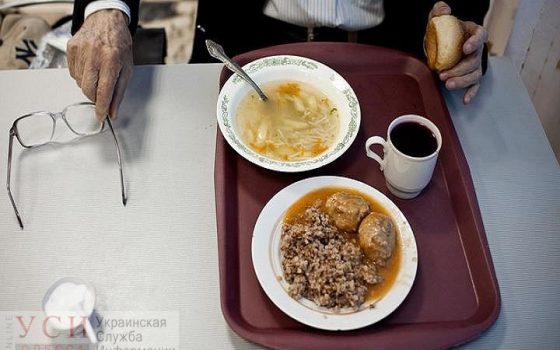 Бизнес на столовых: антимонопольщики нашли нарушения в горсовете, который давал льготы частникам usionline.com Бизнес на столовых: антимонопольщики нашли нарушения в горсовете, который давал льготы частникам «фото»