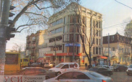 На Пушкинской на здании надстраивают два этажа: об ограждении не подумали (фото, видео) «фото»