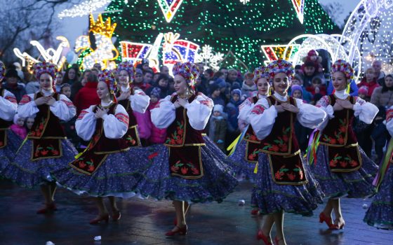 Парад зеленых красавиц: как украсили украинские города к Новому году (фото) «фото»