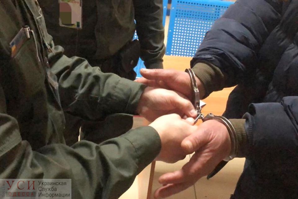 В одесском аэропорту задержали гражданина Турции, который находился в международном розыске «фото»