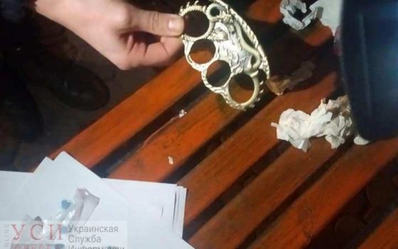 Вырасту – стану наркобароном: в Одессе задержали школьника-“закладчика” (фото) «фото»