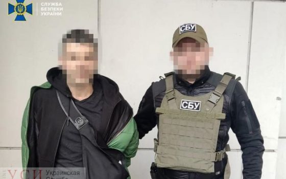 В Одессе задержали наркодилера, который получал психотропы из-за границы в посылках с виниловыми пластинками (фото) «фото»