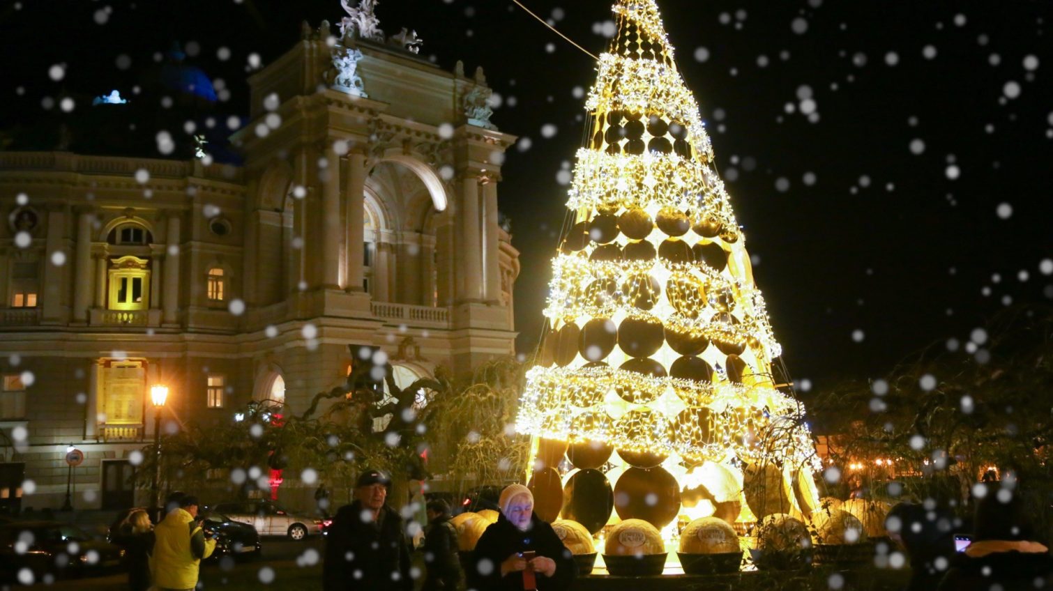 Сцена спиной к Морвокзалу и световое шоу: как будут отмечать Новый год в Одессе (афиша) «фото»