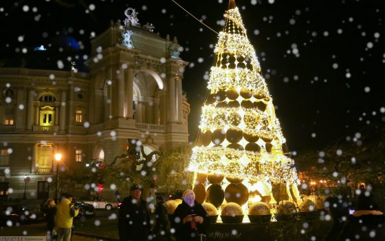 Сцена спиной к Морвокзалу и световое шоу: как будут отмечать Новый год в Одессе (афиша) «фото»