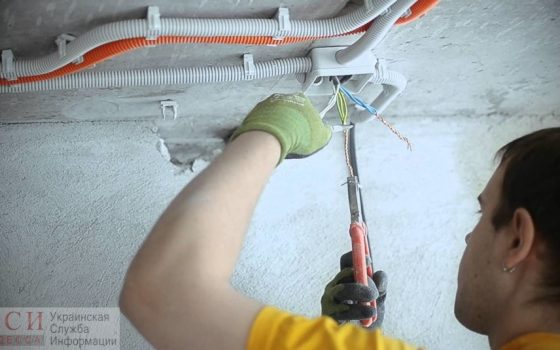 В большинстве одесских школ нужно менять проводку: работы сделаны только в четверти usionline.com В большинстве одесских школ нужно менять проводку: работы сделаны только в четверти «фото»