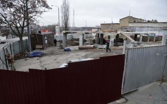 В Одессе во время строительства “Макдональдса” повредили часть стены соседнего дома (фото) «фото»