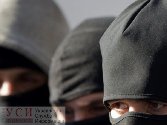 Напали и пытали утюгом: неизвестные ограбили дом предпринимателя из Одесской области «фото»
