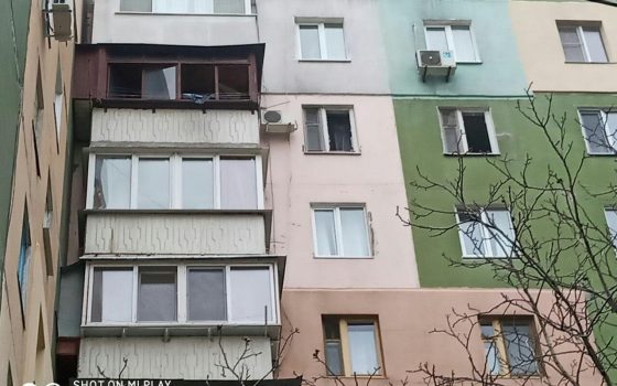 На Таирова произошел взрыв в жилом доме: есть пострадавшие (фото) usionline.com На Таирова произошел взрыв в жилом доме: есть пострадавшие (фото) «фото»