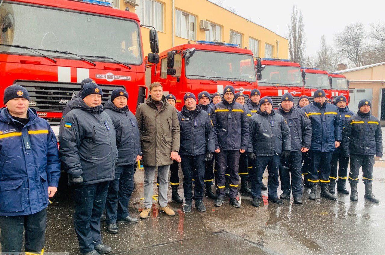 Одесским спасателям закупили шесть пожарных машин (фото) «фото»